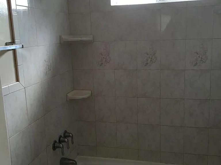 2530 Termino Ave — Photo 21