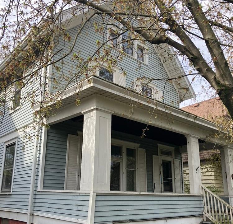 1st image of 1814 W Bradley Ave