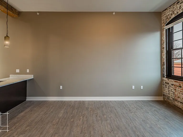 180 Detroit Ave — Photo 13
