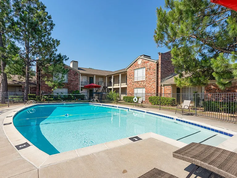 Park Villas Apartments — Photo 40