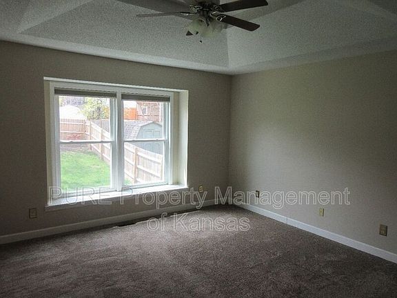 3rd image of 10745 Rowland Ct