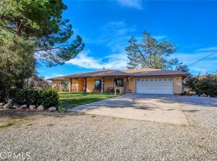 10928 Decker Rd, Oak Hills, CA 92344