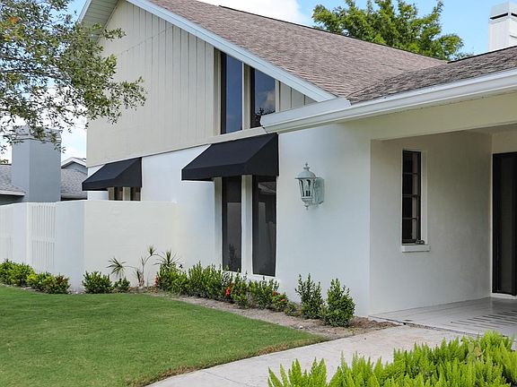 Manicured entryway