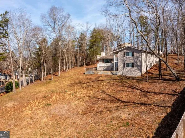 3487 Point View Cir, Gainesville, GA 30506