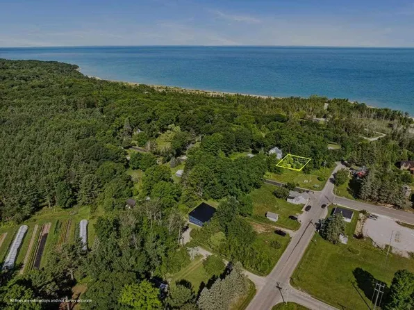 S Lot Bluff Ter, Harbor Springs, MI 49740