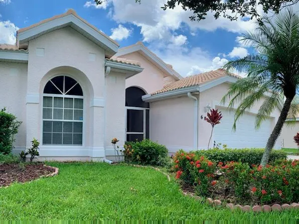 6818 Winslow St, Sarasota, FL 34243