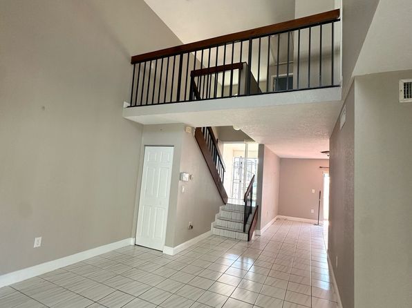 6609 SW 114th Ave, Miami, FL 33173