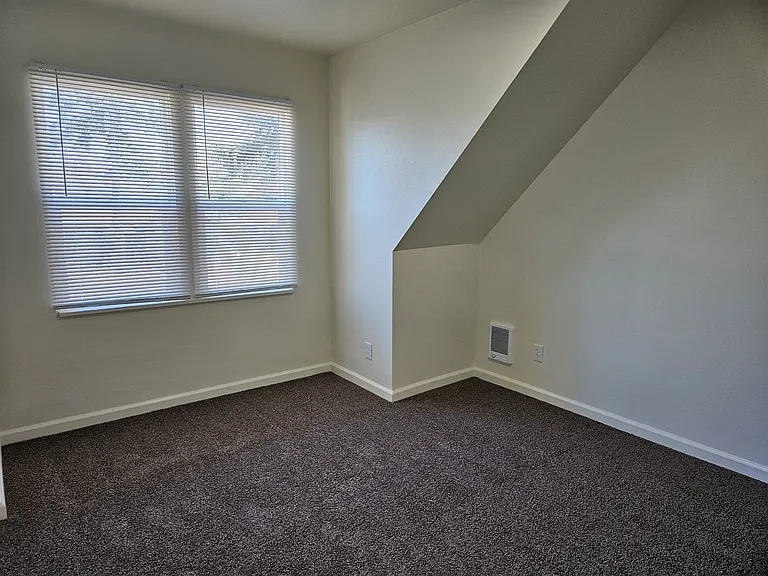 6426 S Puget Sound Ave — Photo 14