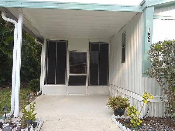 2nd image of 1624 Moonbeam Dr
