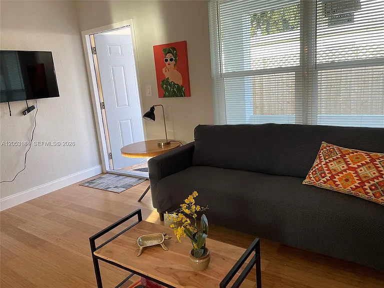 1178 NE 112th St #1 — Photo 6