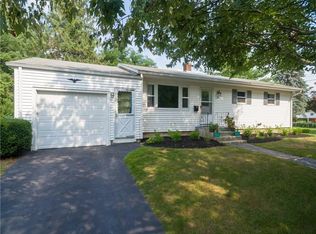 32 Tampa St, West Warwick, RI 02893