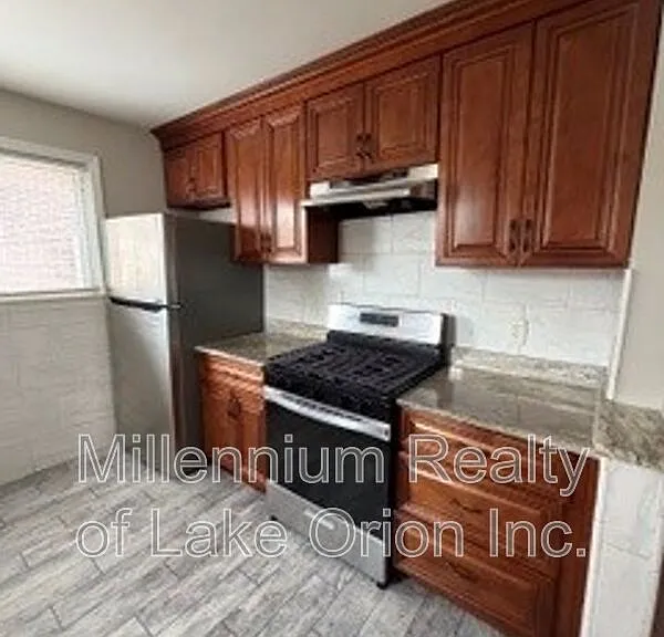 6010 Hartwell St — Photo 6