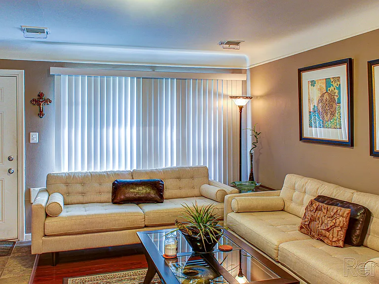 Campbell Row Apartments — Photo 33