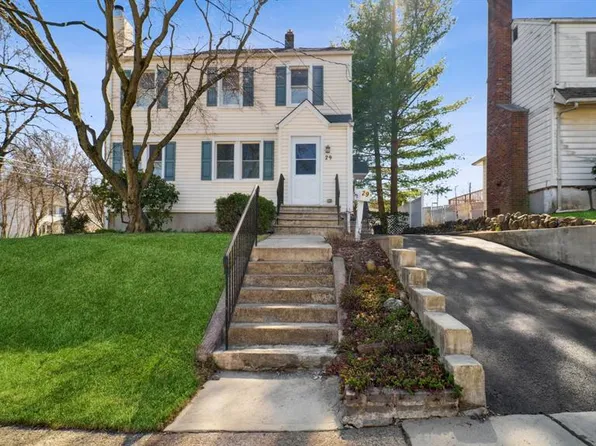 29 Madison Ave, River Edge, NJ 07661