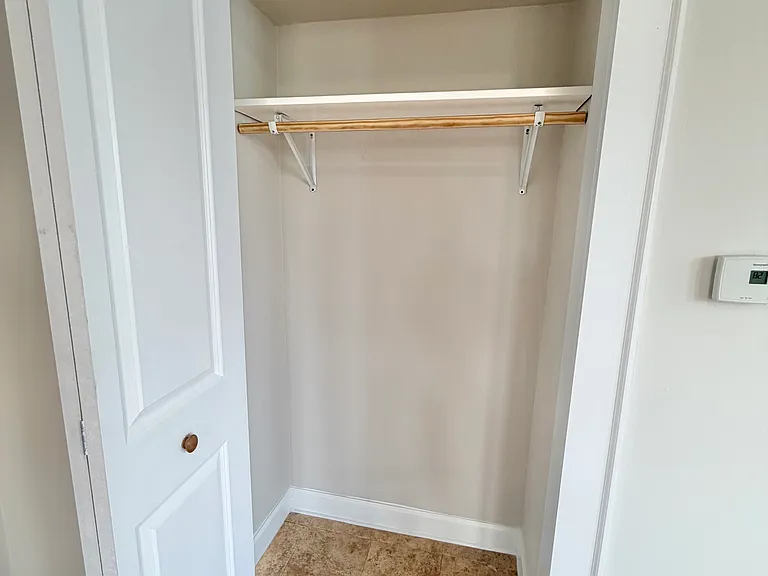 213 Winthrop St #3 — Photo 10