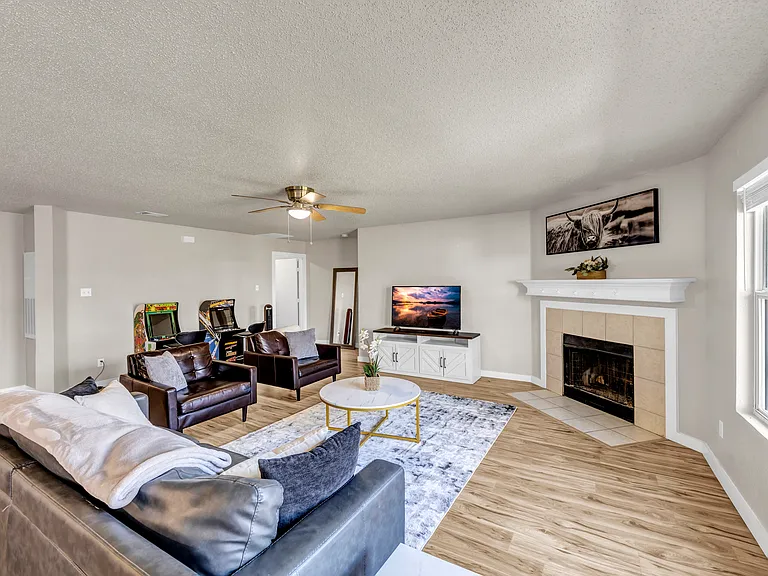 9924 George Washington Dr — Photo 15