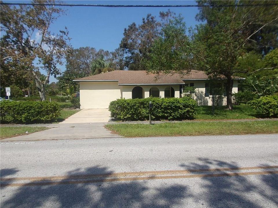 1st image of 4040 16th St