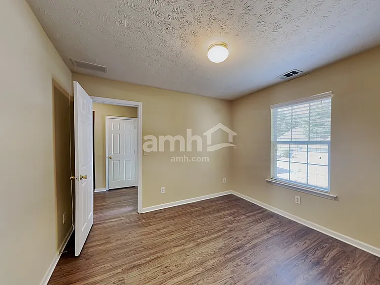 1225 Stephens Pond Vw — Photo 13