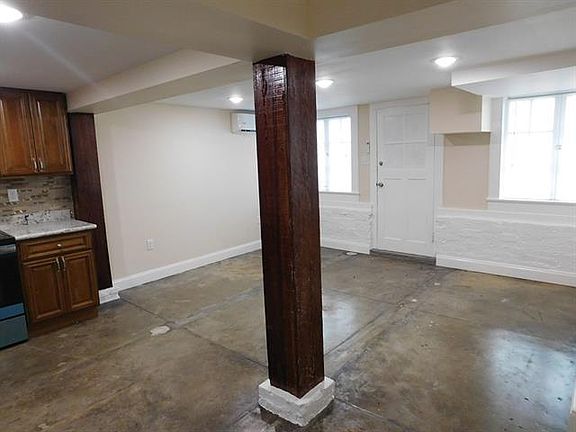 4th image of 2010 Prytania St Unit B