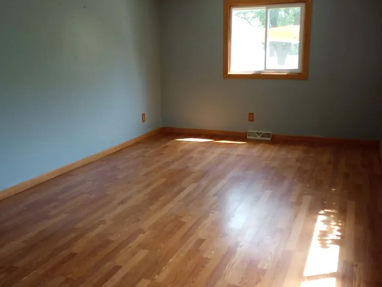 814 Parnell St — Photo 14
