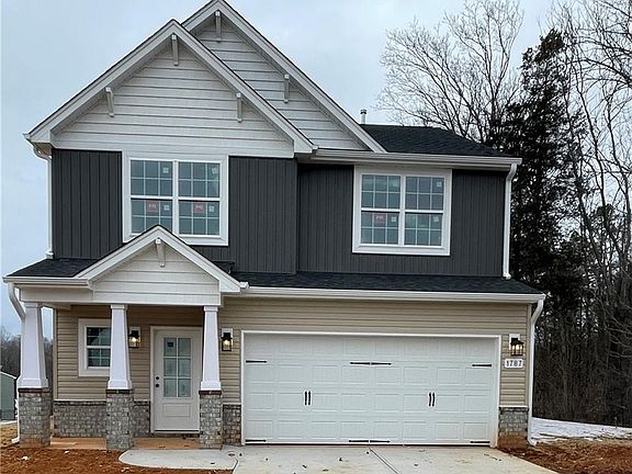 3rd image of 1787 Parham Dr Lot 109