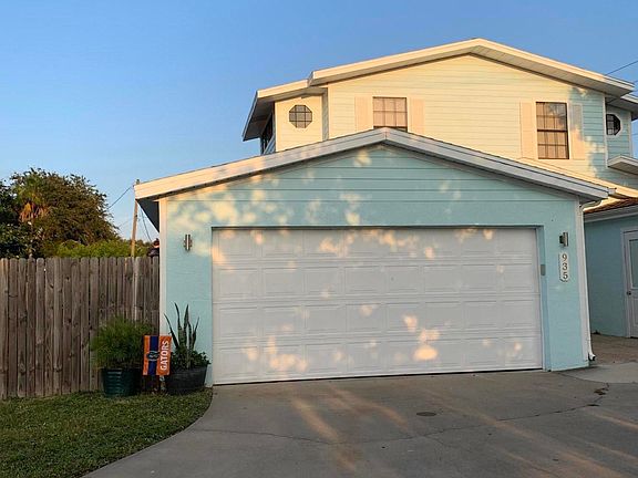 2nd image of 935 S Patrick Dr #935