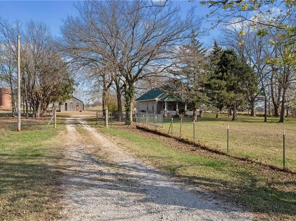 5428 County Road 2100, Elk City, KS 67344