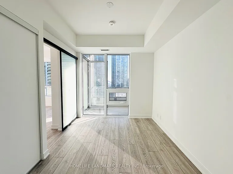 108 Peter St #2106 — Photo 8
