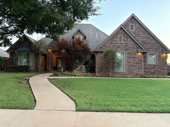 1434 NE Independence Ave