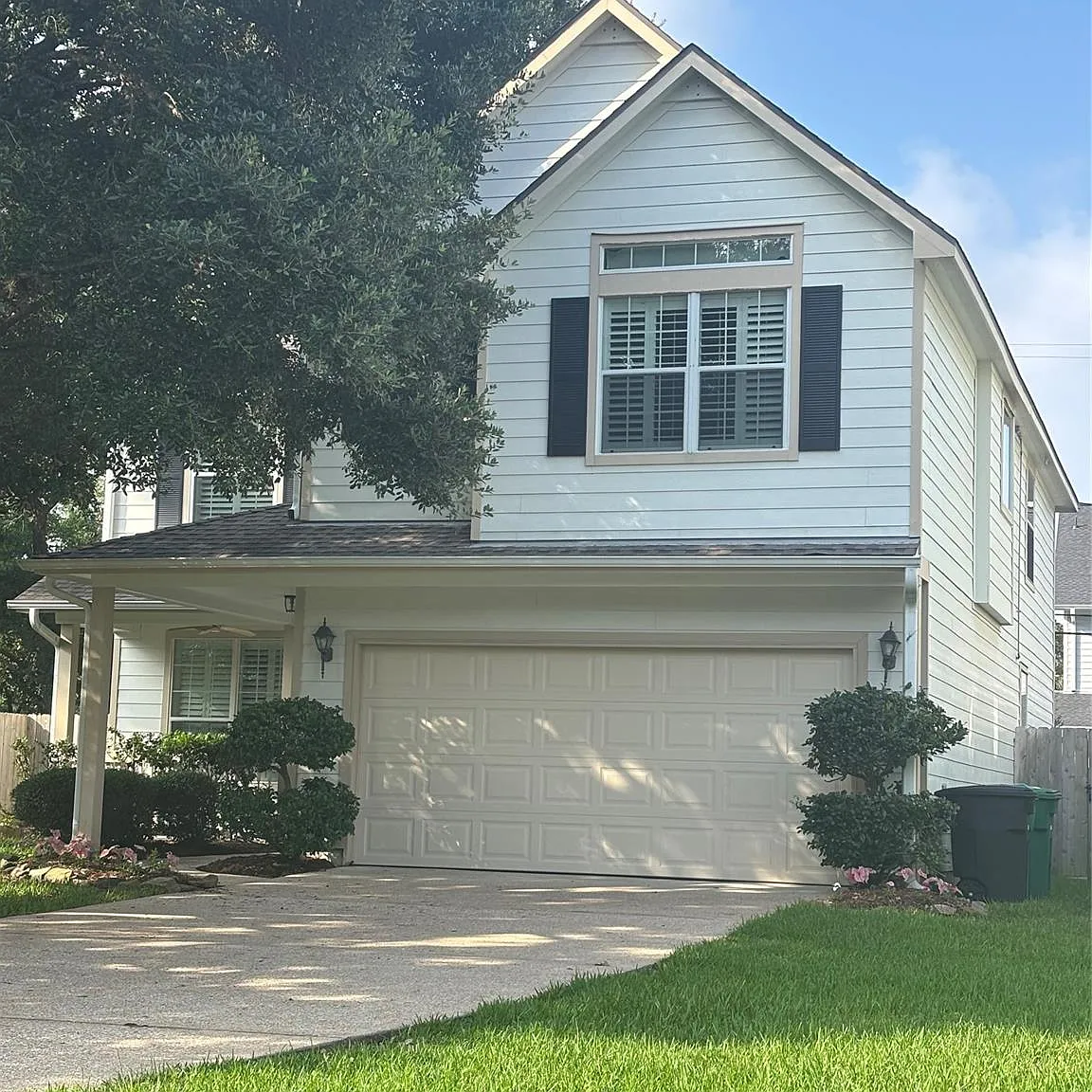 4 bed, 2.5 bath, 2554 sqft, $4,000 — Photo 3