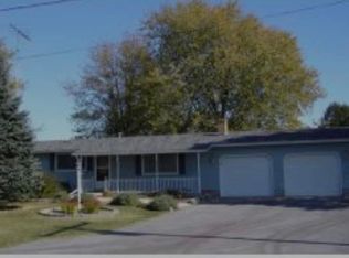 6166 County Road R, Oshkosh, WI 54902