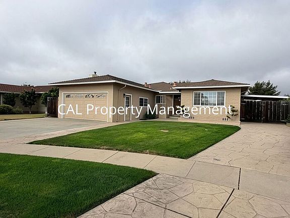 2nd image of 586 San Felipe St