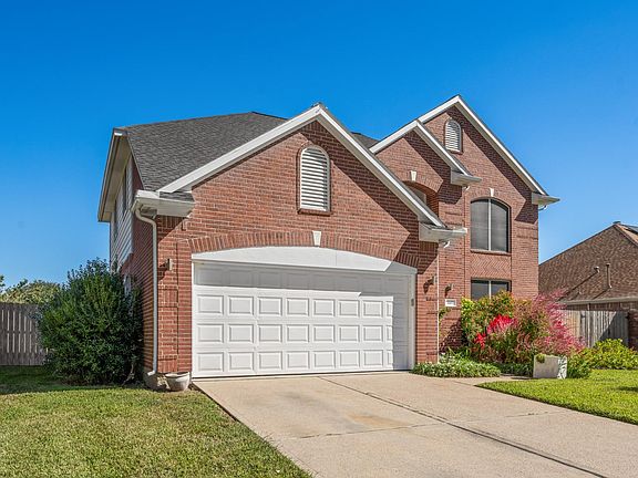2nd image of 3307 Norma Lane