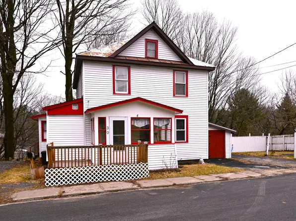 30 Branch St, Malone, NY 12953