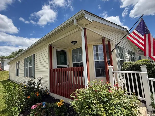 12 Longwood Ct W, Harleysville, PA 19438