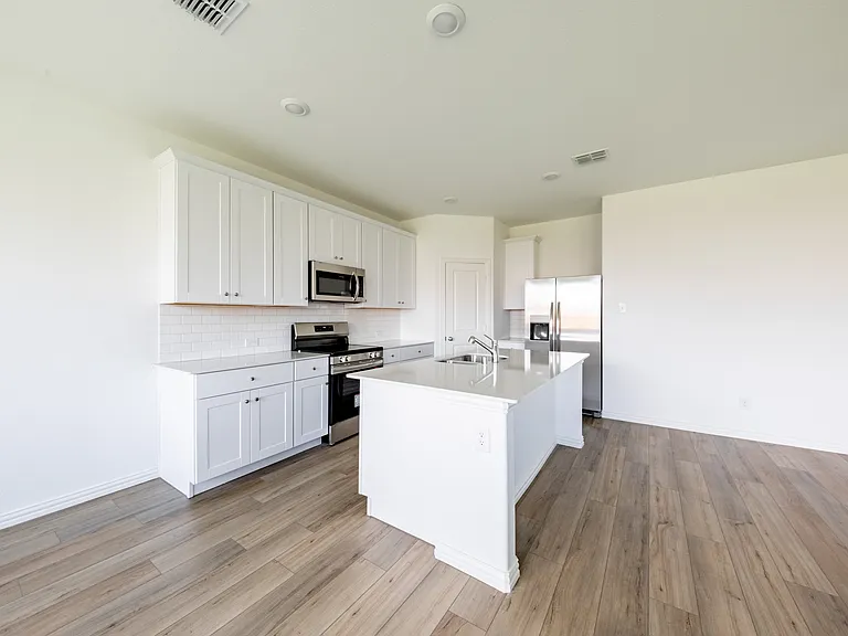 138 Jenkinson Dr — Photo 12