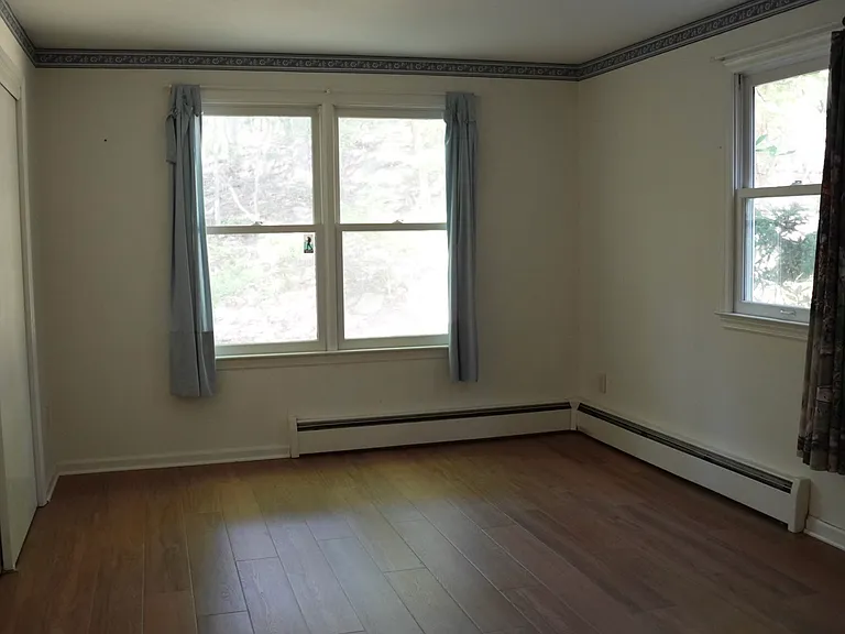 73 Moriarity Dr — Photo 15