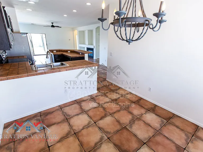12507 W Honeysuckle St — Photo 10
