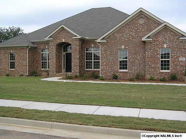 1st image of 221 Nettles Dr