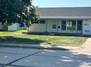 1417 Avenue M, Cozad, NE 69130