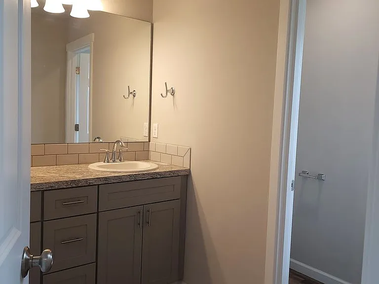 15717 View Dr SE — Photo 31