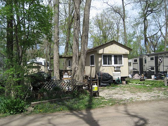 2nd image of 27884 W State Route 173 #164