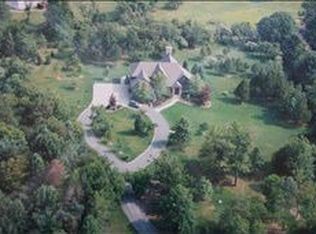 2220 Lamington Rd, Bedminster, NJ 07921