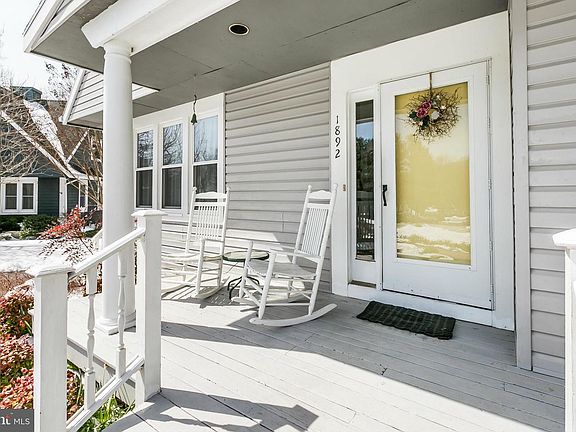 4th image of 1892 Rockridge Ct