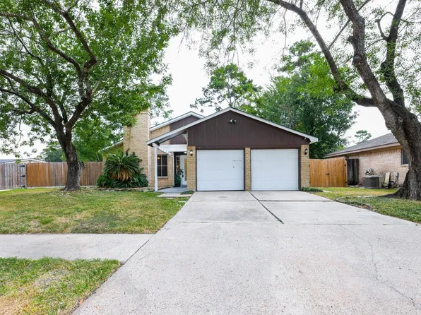 7211 Foxside Ln, Humble, TX 77338