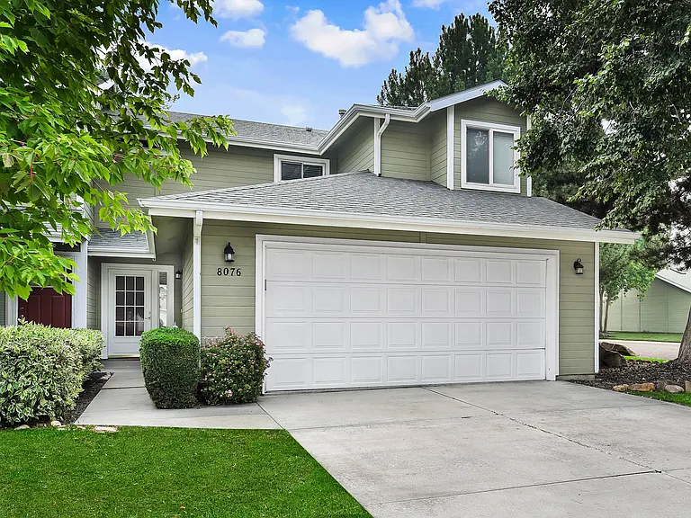 8076 W San Fernando Ct — Photo 1
