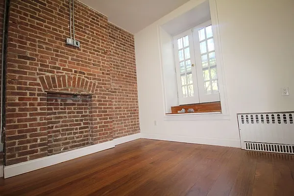 Rented by Citi Habitats | media 41