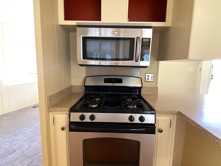Gas stove.