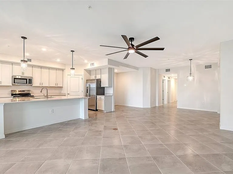 5624 Summit Pointe Cir #104 — Photo 8