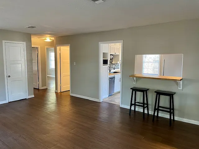 5513 James Dr — Photo 7